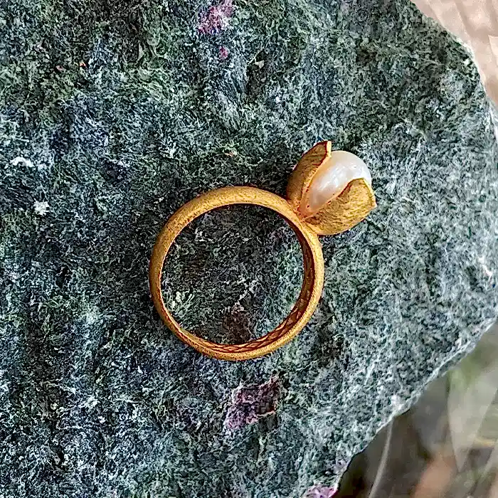 İnci Çiçeği Yüzük