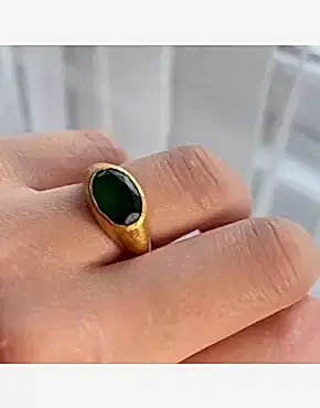 Zümrüt Som Yüzük