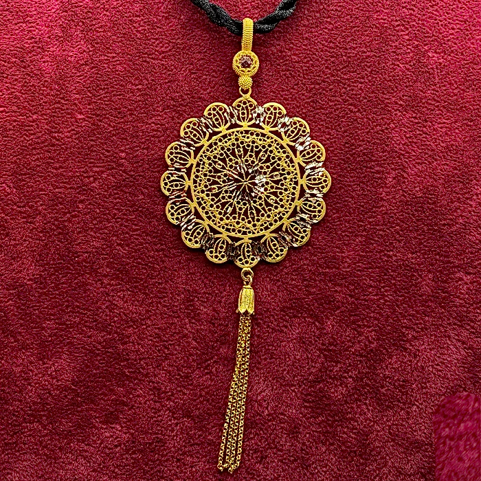 Tezhip Desenli Kolye