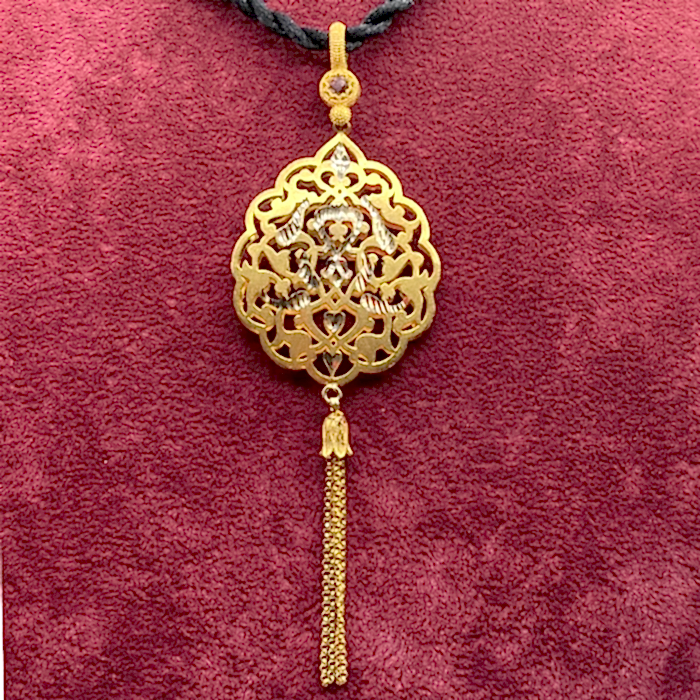 Tezhip Desenli Kolye