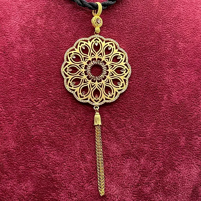 Tezhip Desenli Kolye