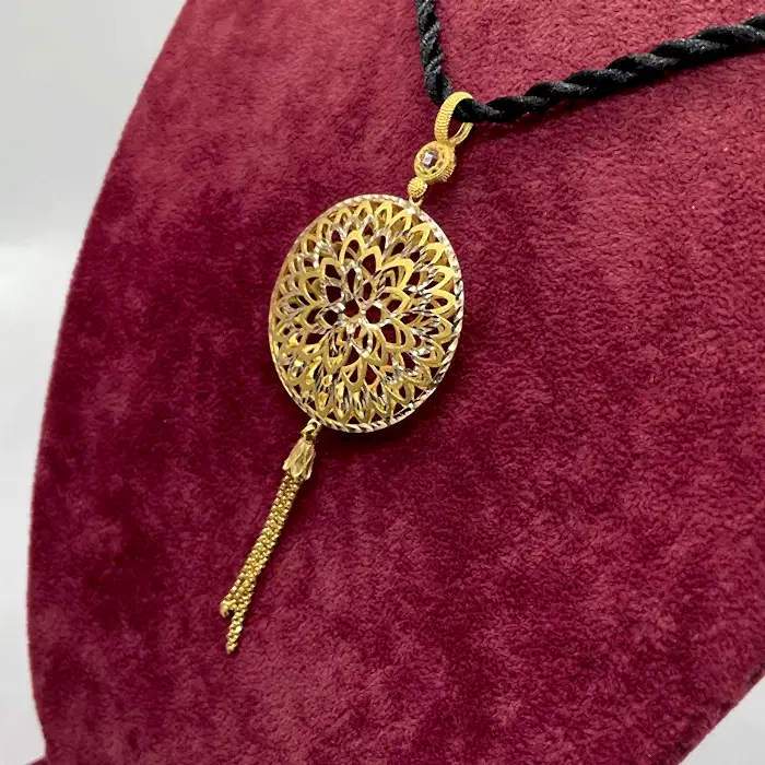 Tezhip Desenli Kolye