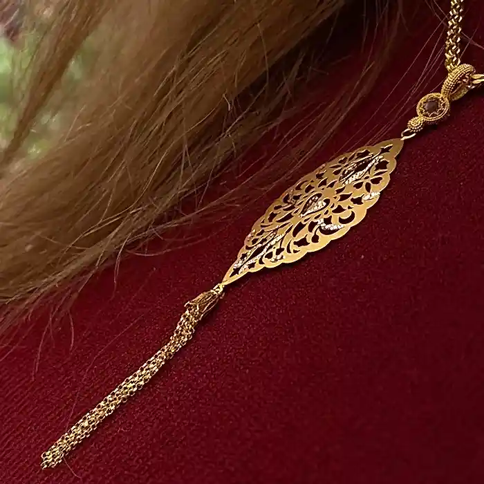 Tezhip Desenli Kolye